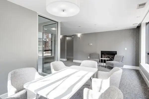  1200 N Hartford St APT 512