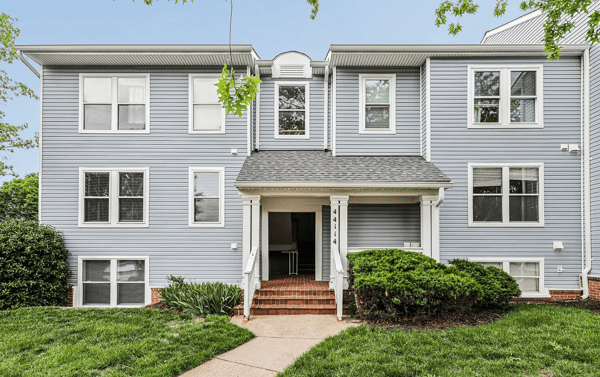 44114 Natalie Ter Unit 302