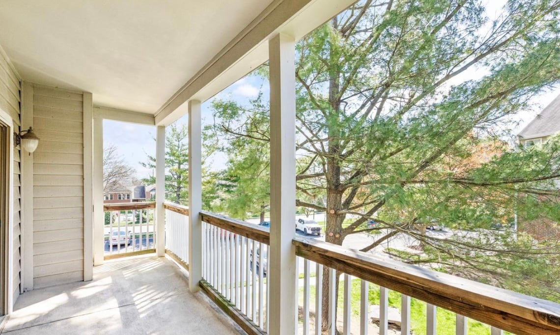 Just Listed MoveIn Ready Fairfax Condo