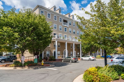 SOLD: Turnkey 1 BD Condo Minutes From Old Town Alexandria, VA