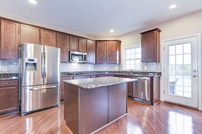 SOLD: Gorgeous 3 Level Townhome in Brambleton Overlook