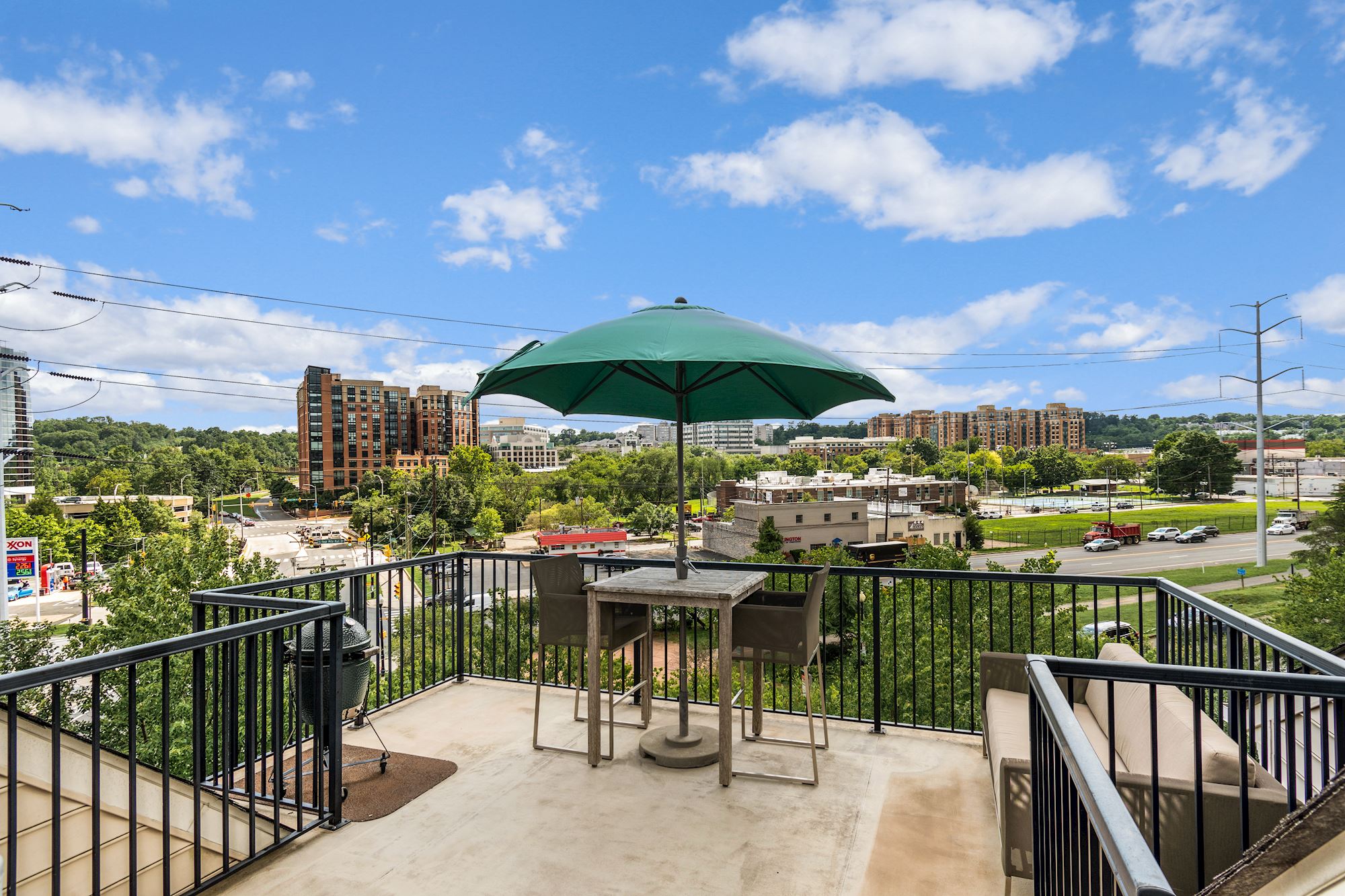 SOLD: Premium End Unit Townhome in Shirlington Crest Community, Arlington, VA