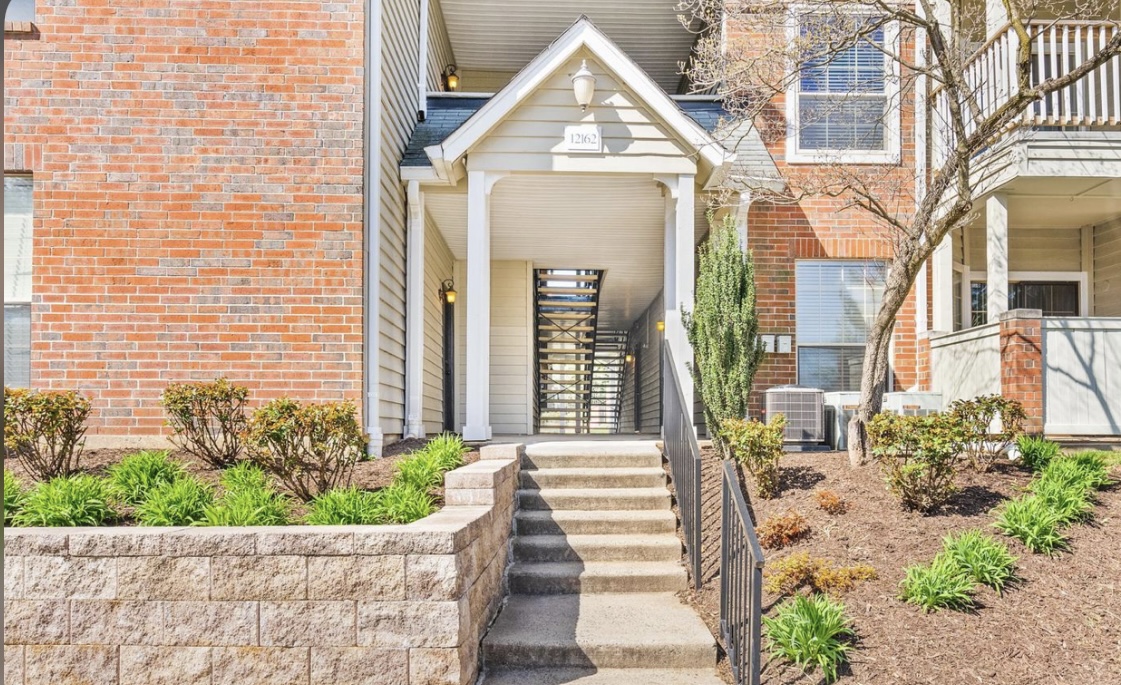 Just Listed: Move-In Ready Fairfax Condo