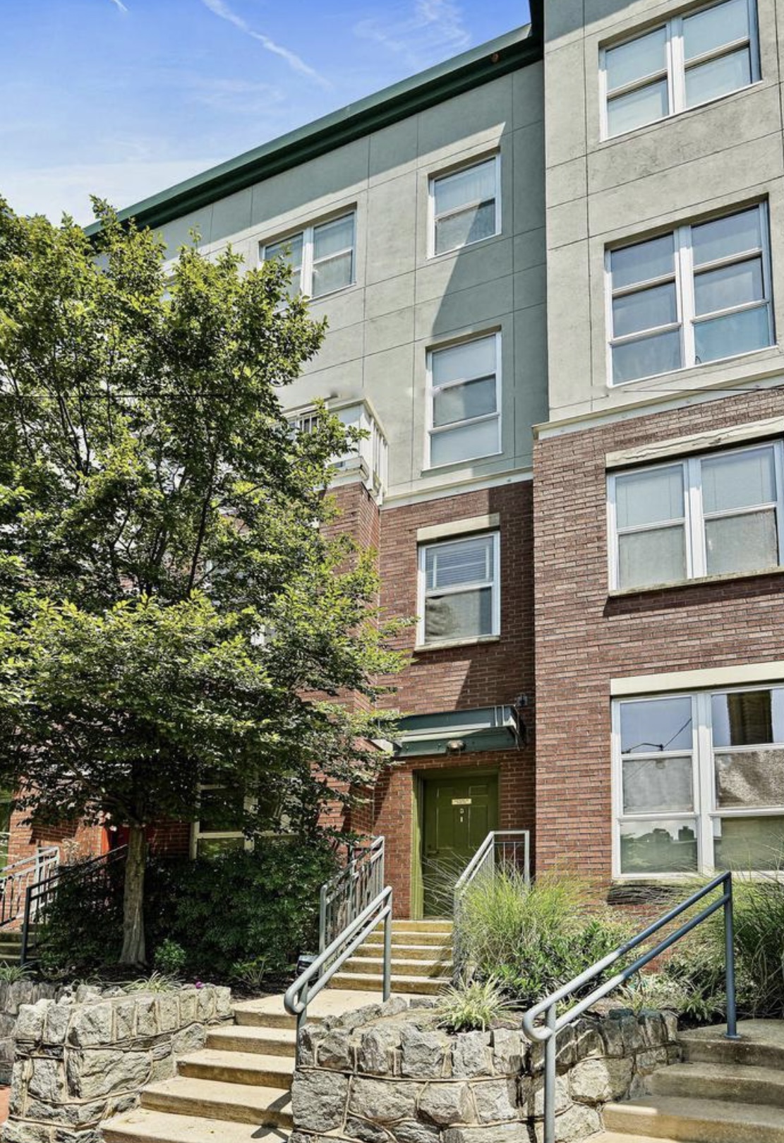 Just Listed: Two-Level Washington DC Condo