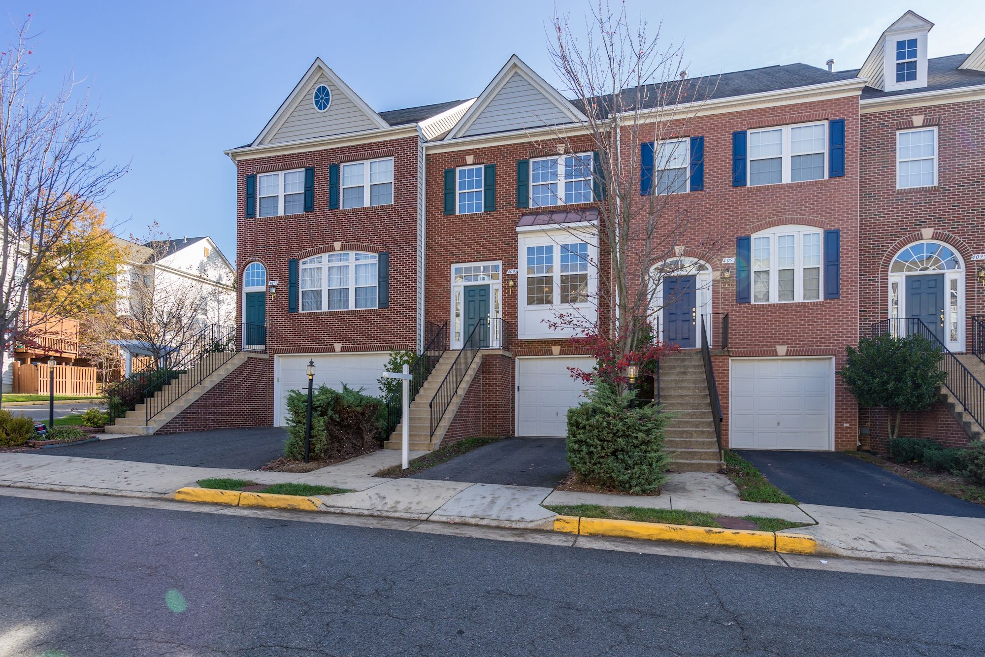 SOLD: Brick, Single Family Townhouse in Fairfax