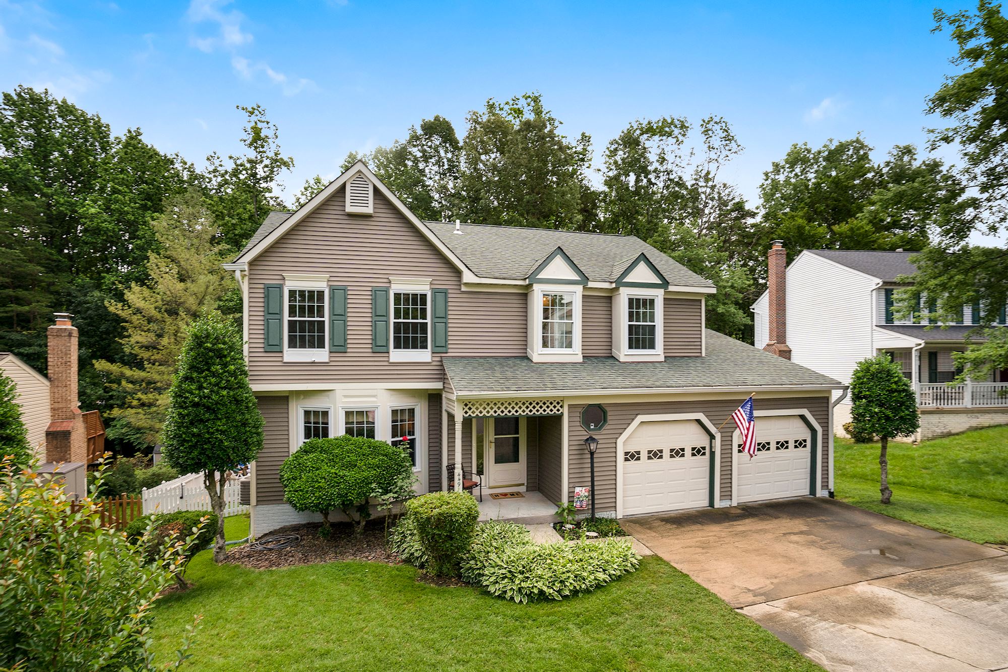 Charming Woodbridge Home on Cul-De-Sac With Amazing Outdoor Spaces