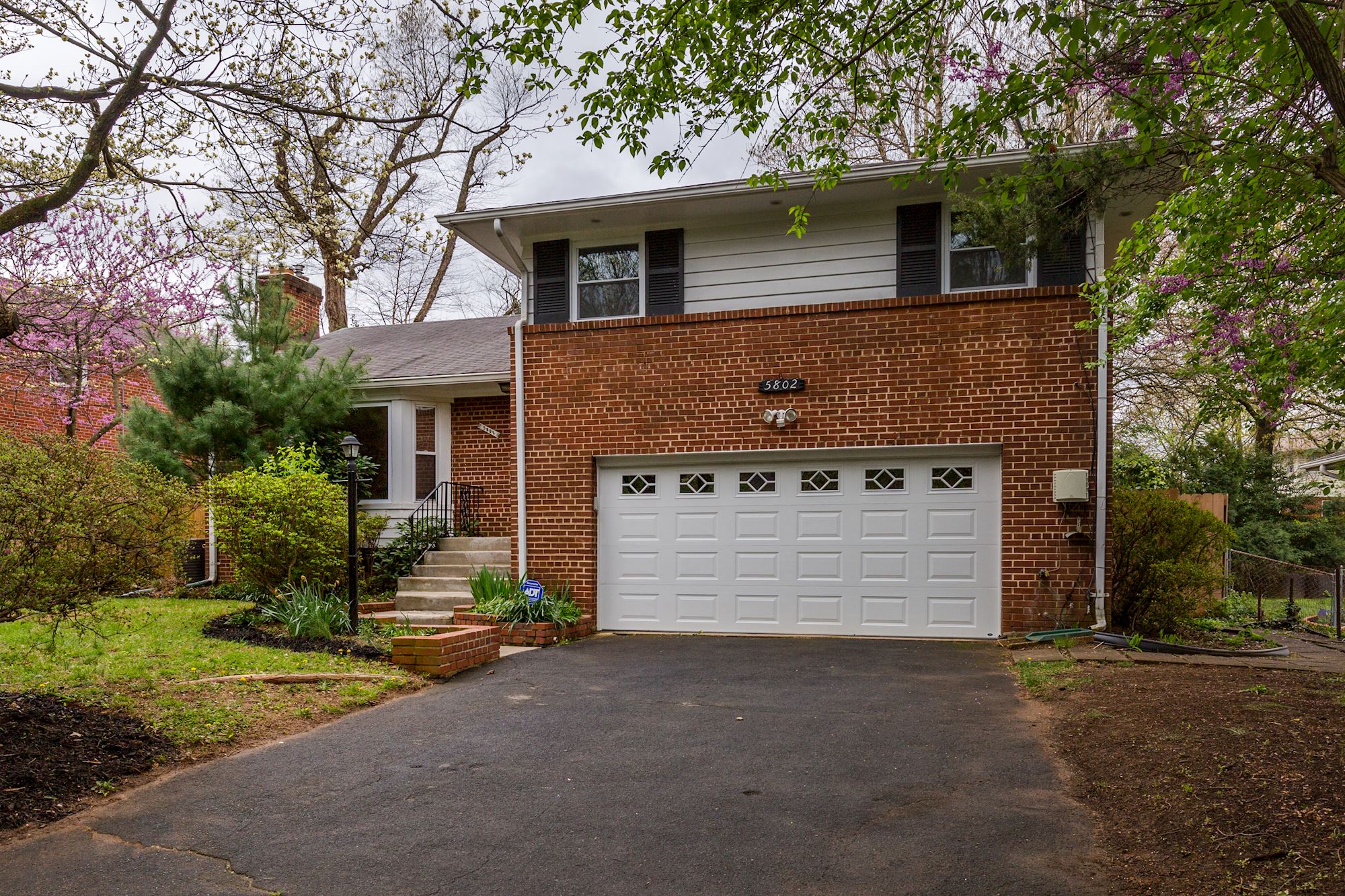 NEW LISTING: Turnkey Single Family Home Close To Downtown Bethesda