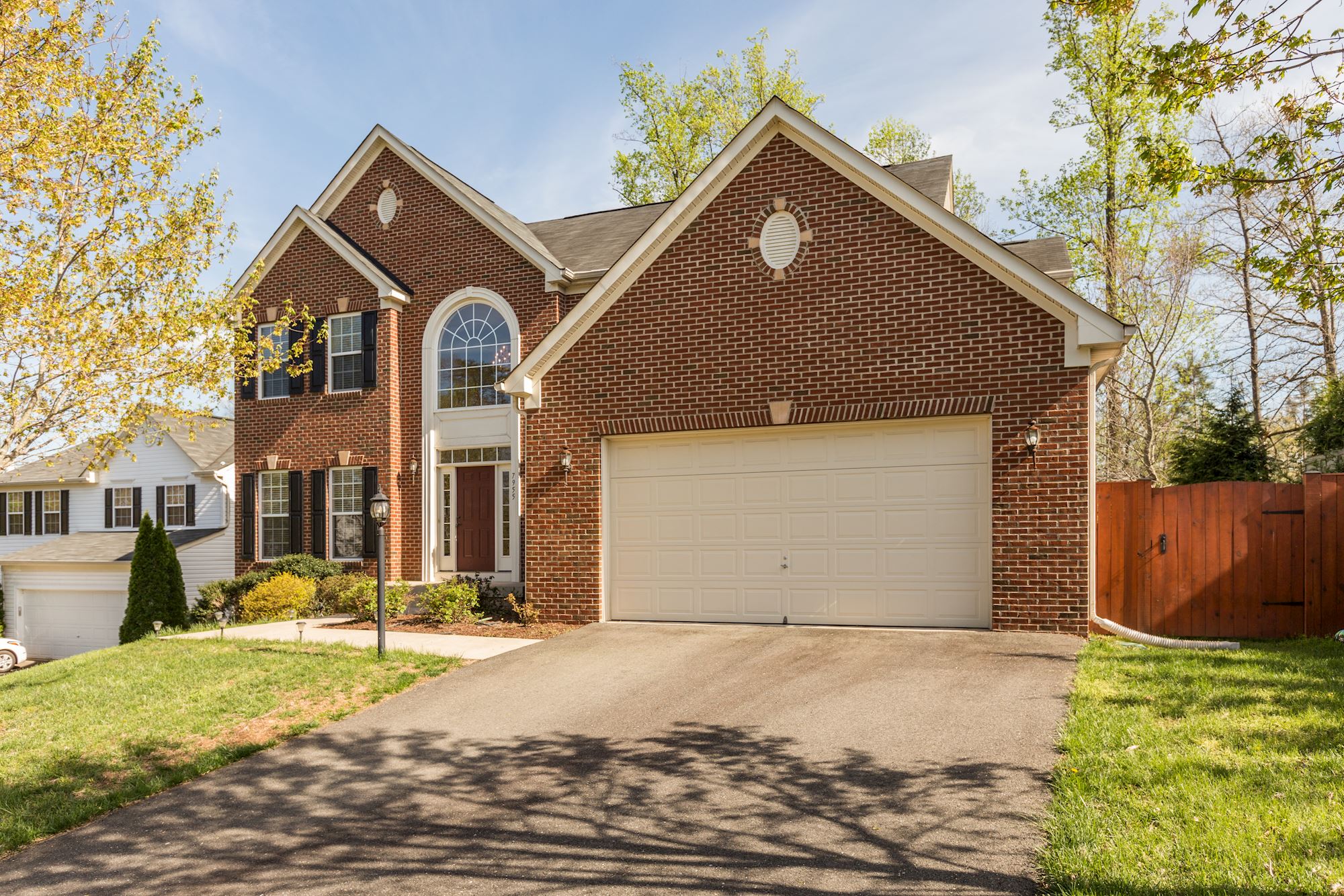 SOLD: 4 BD Colonial With Open Floor Plan in Manassas, VA